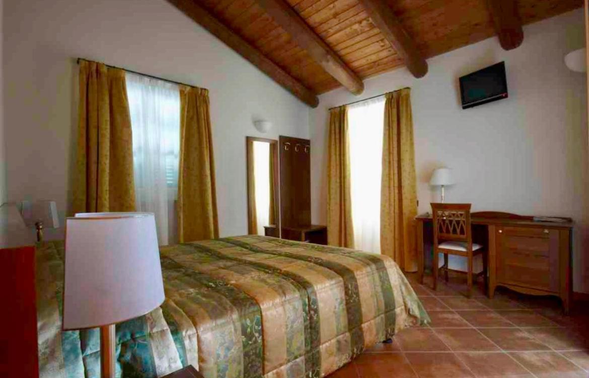 Cascina Domina Hotel Gassino Torinese Buitenkant foto